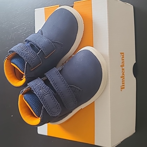 Toddler Timberlands - Picture 3 of 6